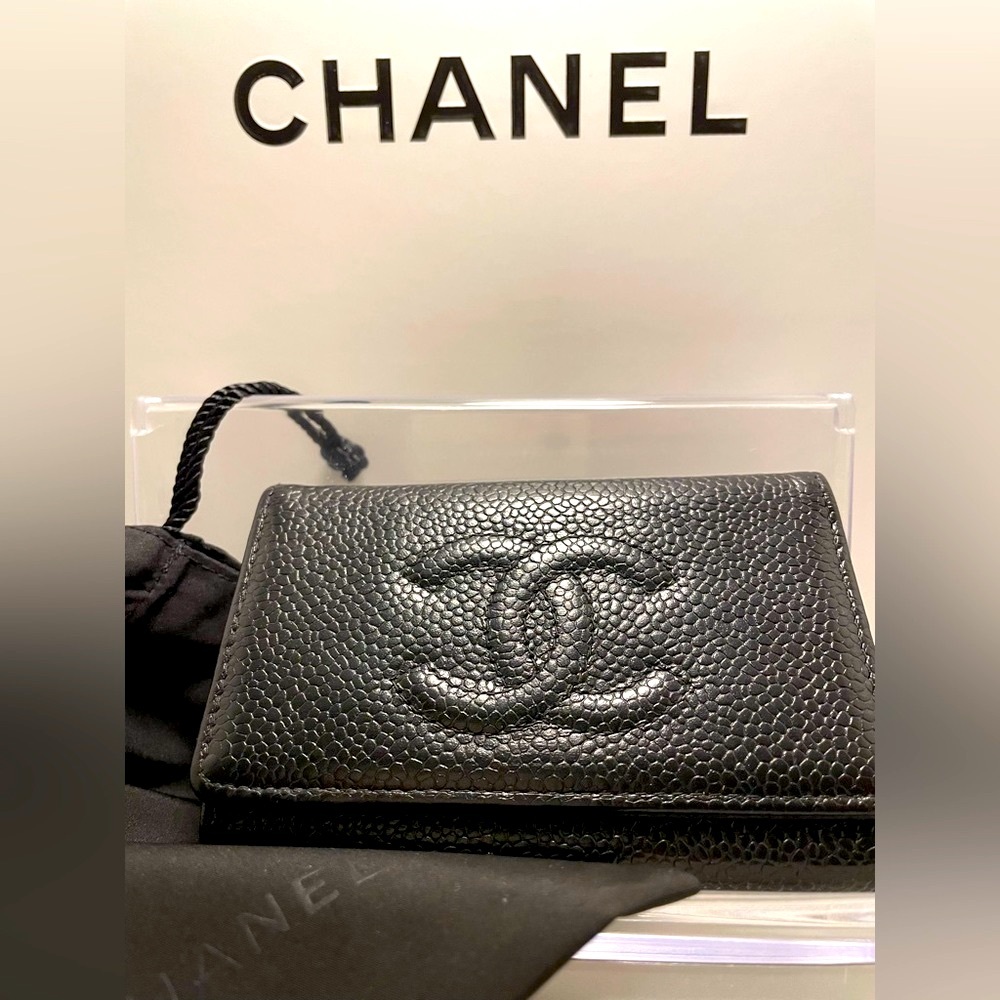 Chanel caviar keyholder Case